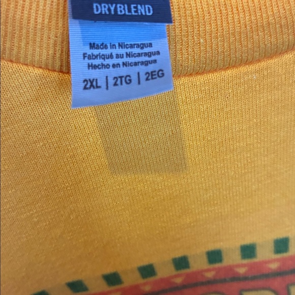 Red Hot Chili Peppers Concert Poster Tee, Retro T-shirt, Vintage. - Picture 2 of 2